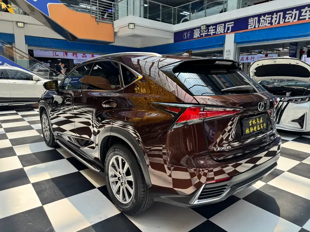 Lexus NX 2017 200