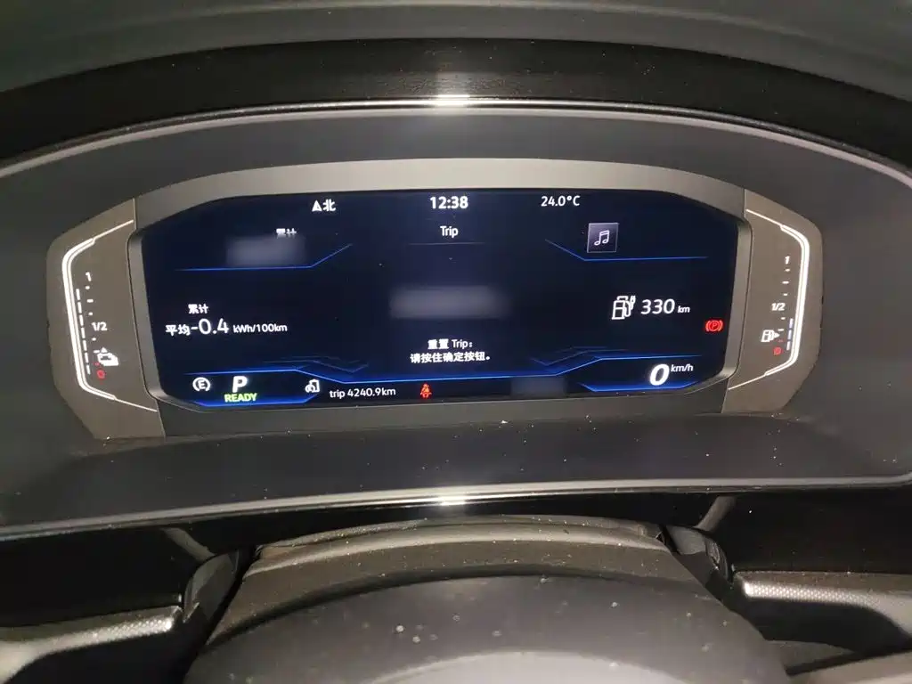 Volkswagen Passat PHEV — миниатюра 4
