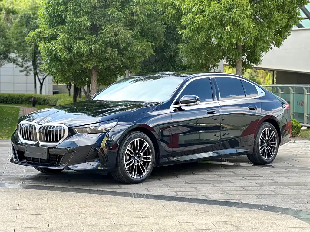 BMW 5 Series 5 2025 530Li Lead M Sport
