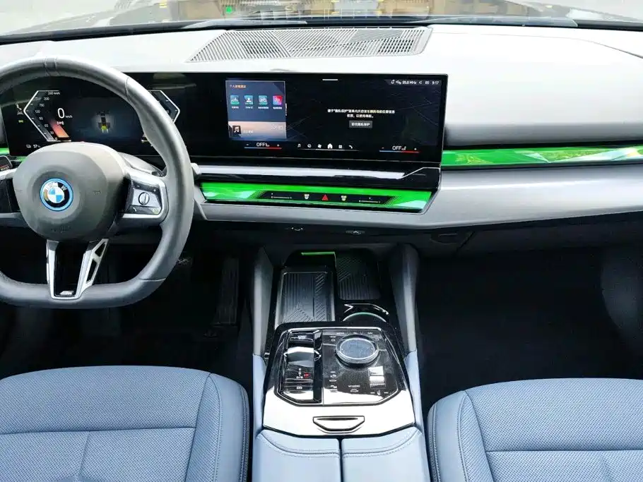 BMW i5 — миниатюра 11