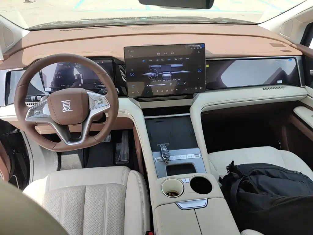 BYD Xia — миниатюра 6