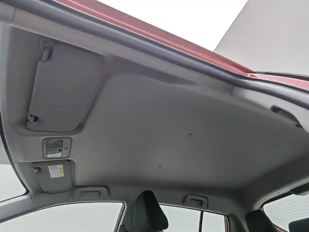 Toyota Yaris L — миниатюра 14