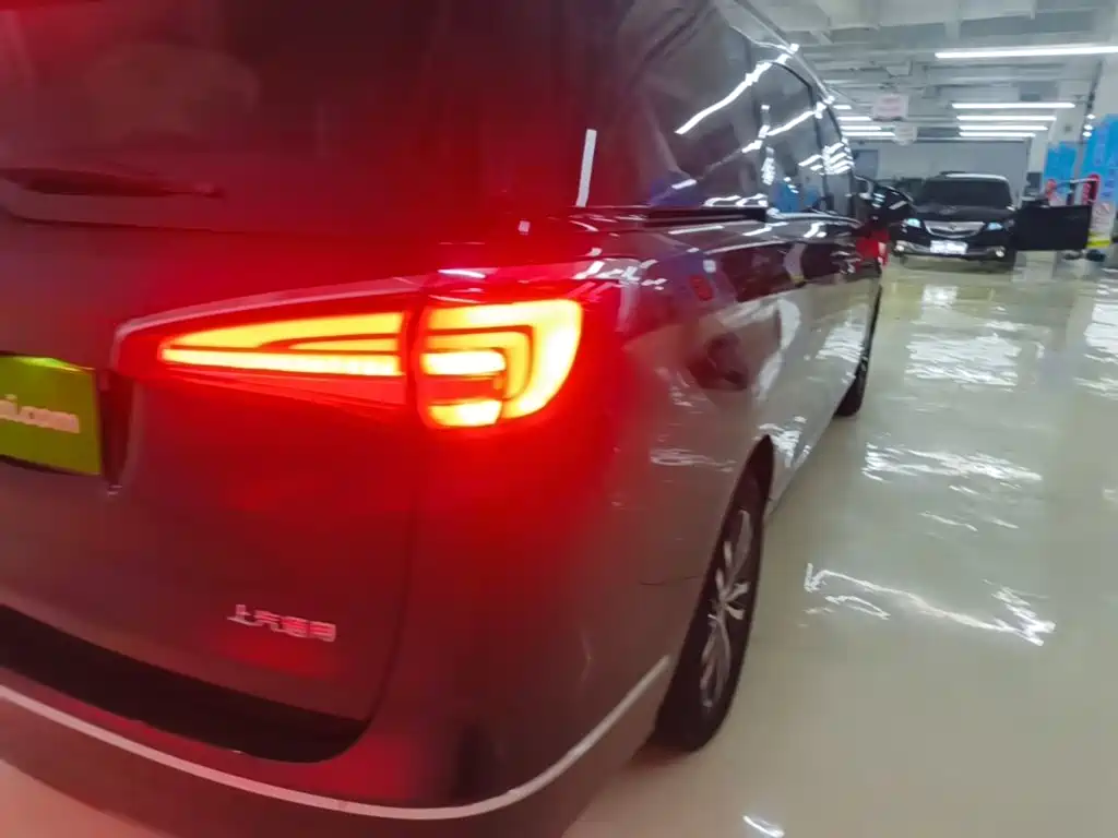 Buick GL8 2017 ES 28T Flagship V