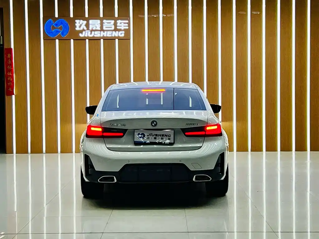BMW 3 Series — миниатюра 5