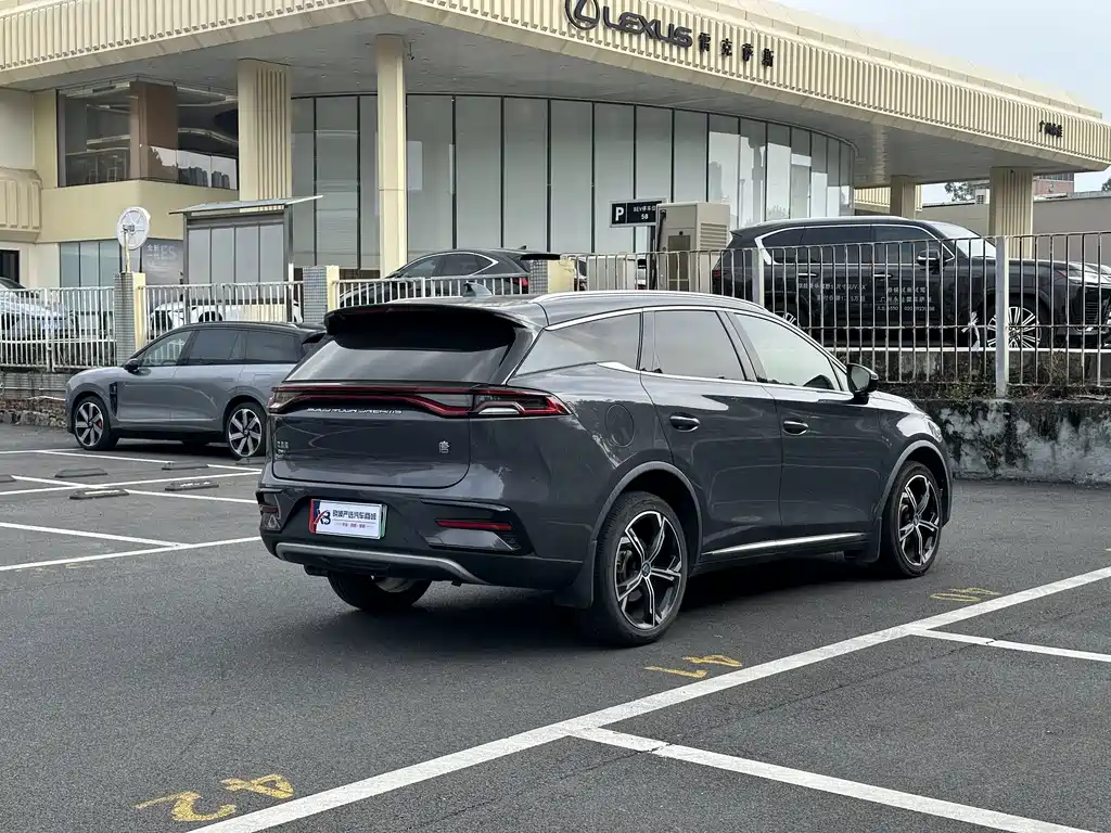 BYD Tang New Energy — миниатюра 5
