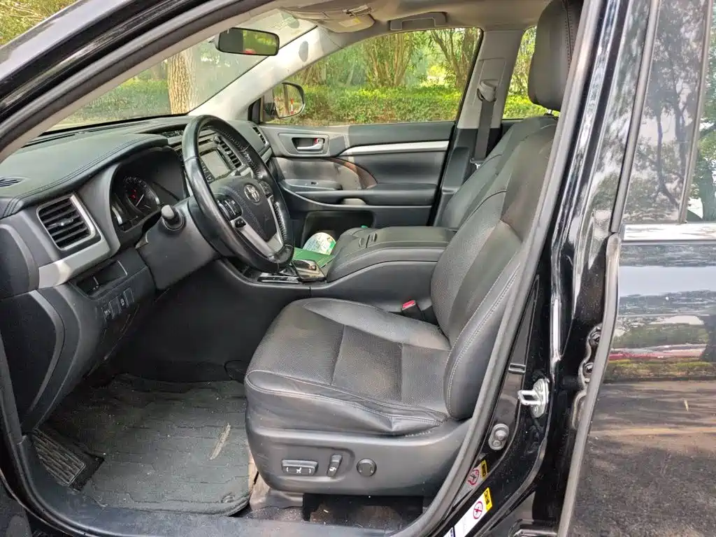 Toyota Highlander — миниатюра 16