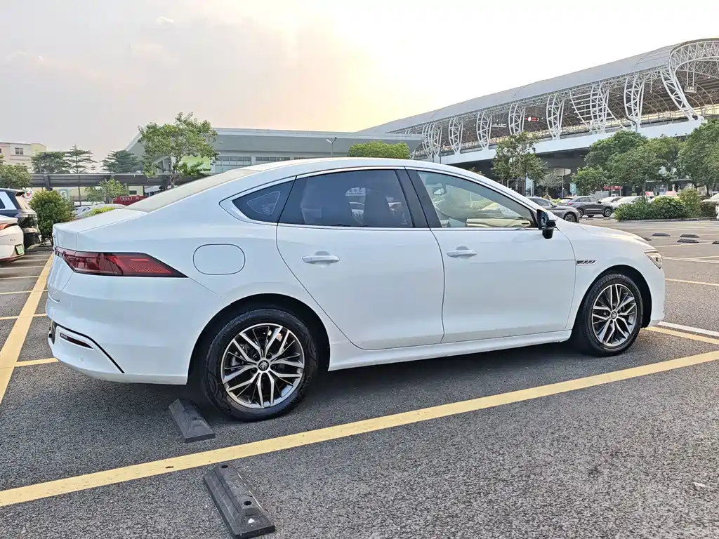 BYD Qin PLUS — миниатюра 22