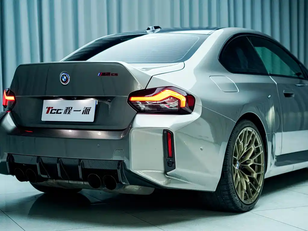 BMW M2 2024 M2