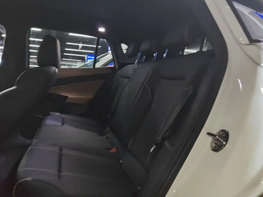 Volkswagen ID.4 X — миниатюра 17