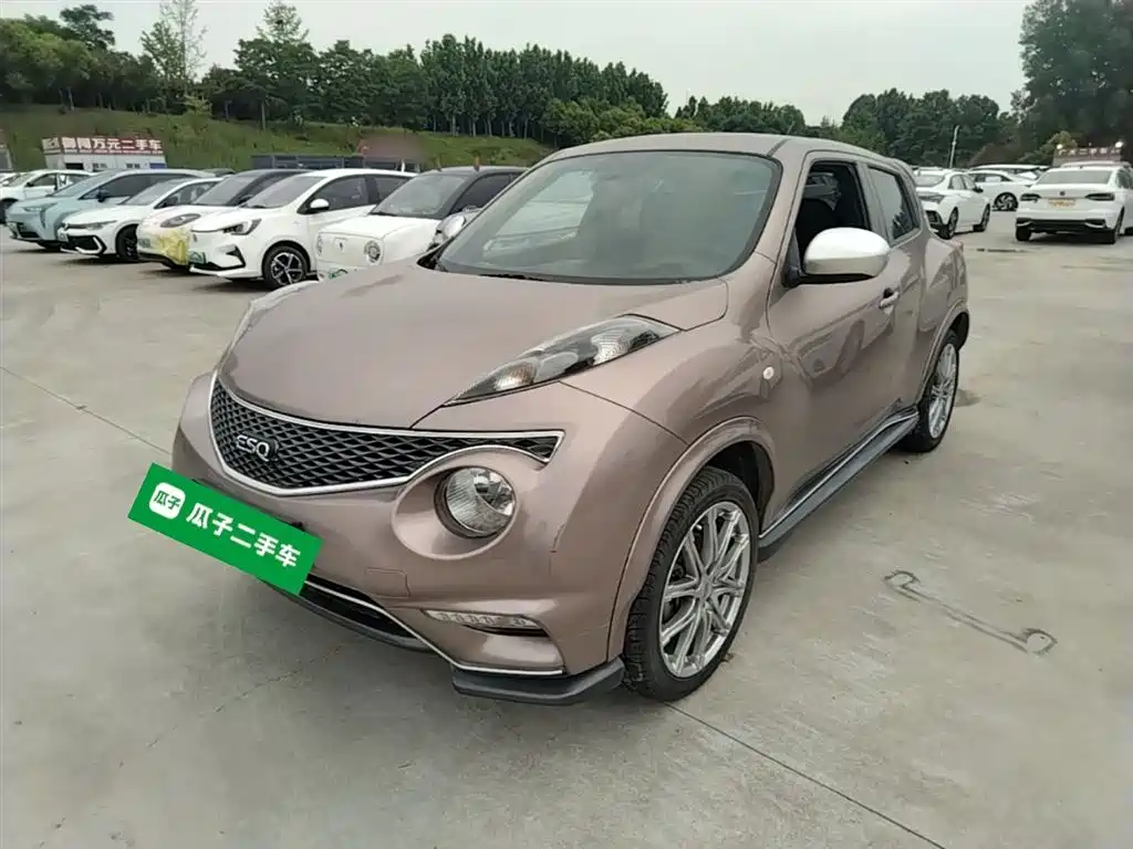 Infiniti ESQ 2016