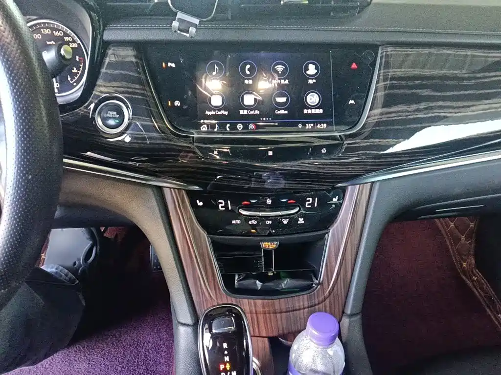 Cadillac XT6 — миниатюра 6