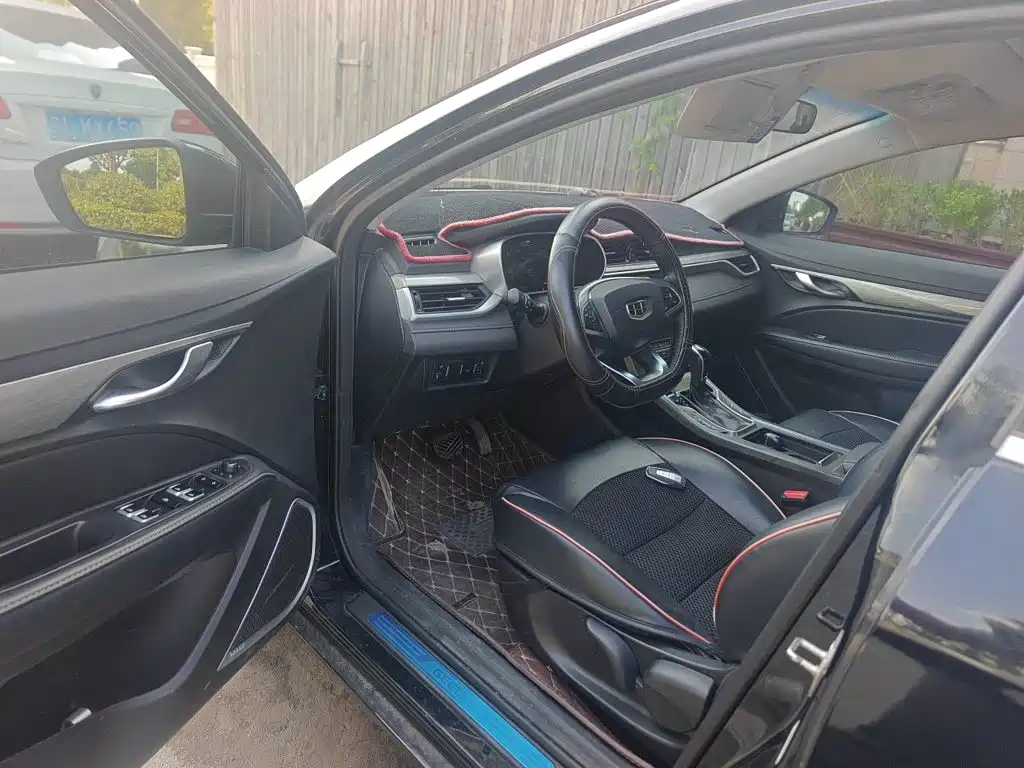 Geely Emgrand — миниатюра 12