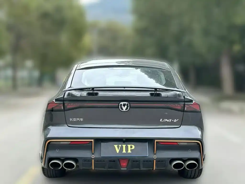 Changan UNI-V 2023 1.5T Premium