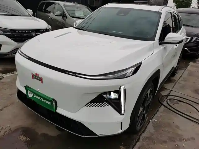2024 Geely Galaxy L7