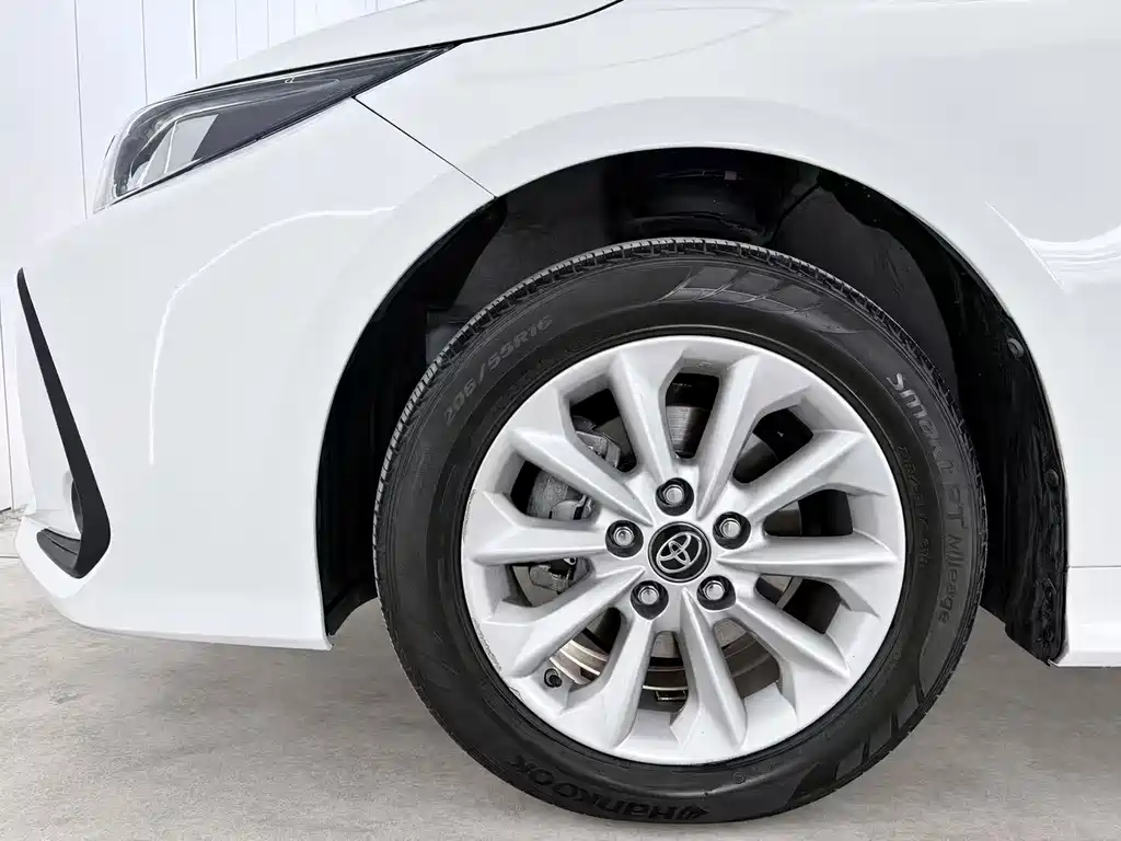 Toyota Corolla — миниатюра 16