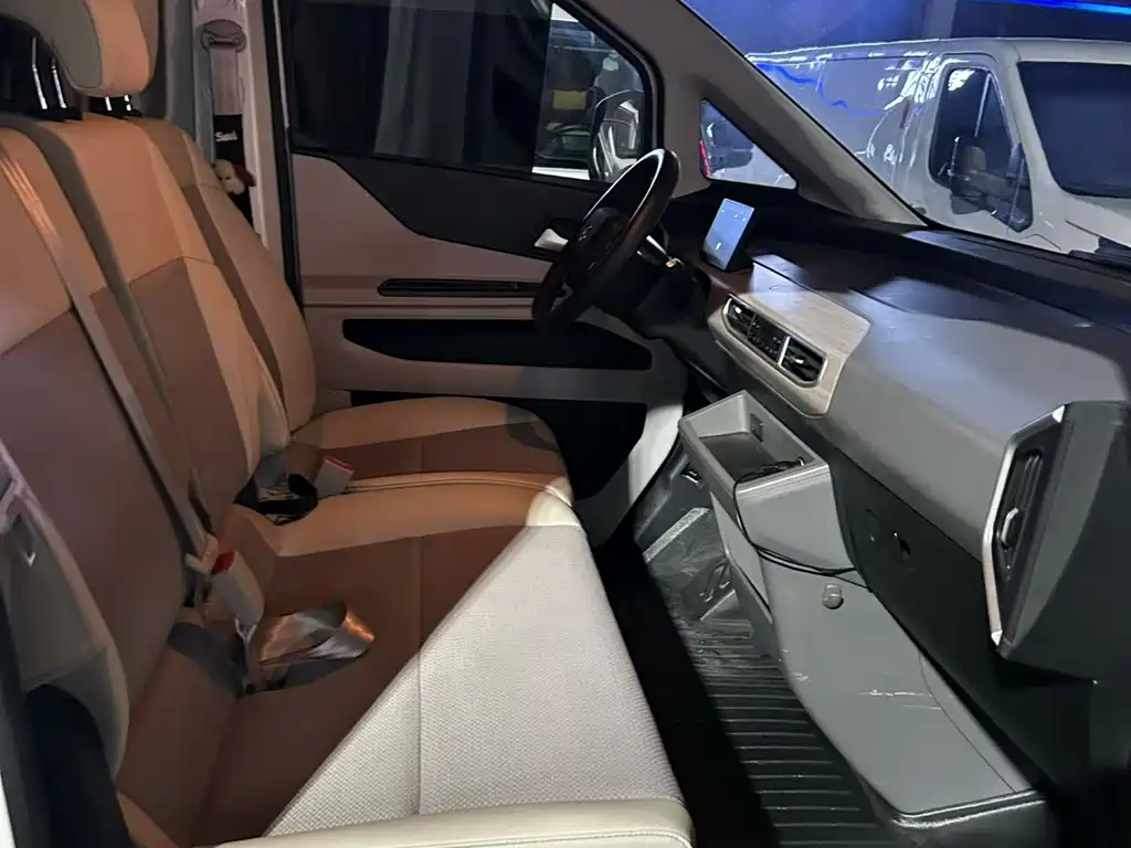 Kuayue 跨越星光 EV — миниатюра 3