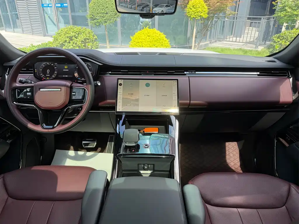 Land Rover Range Rover Sport 2024 400PS Dynamic SE