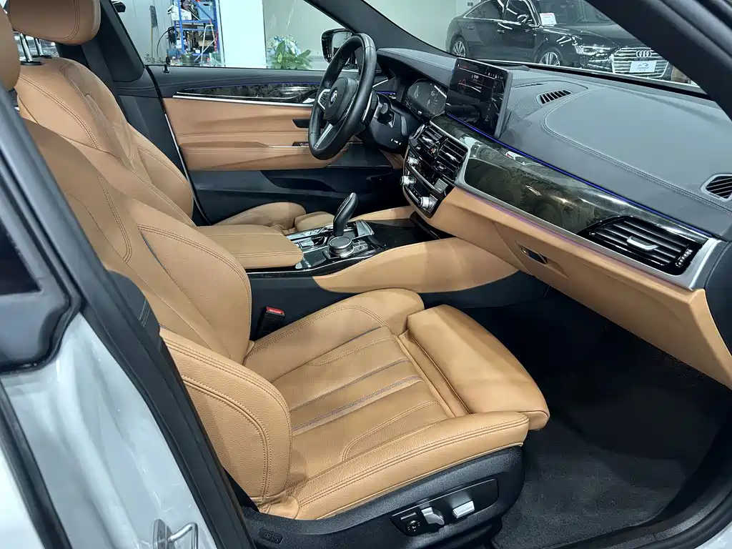 BMW 6 Series GT — миниатюра 9