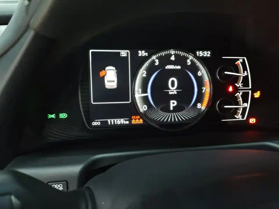Lexus ES — миниатюра 5