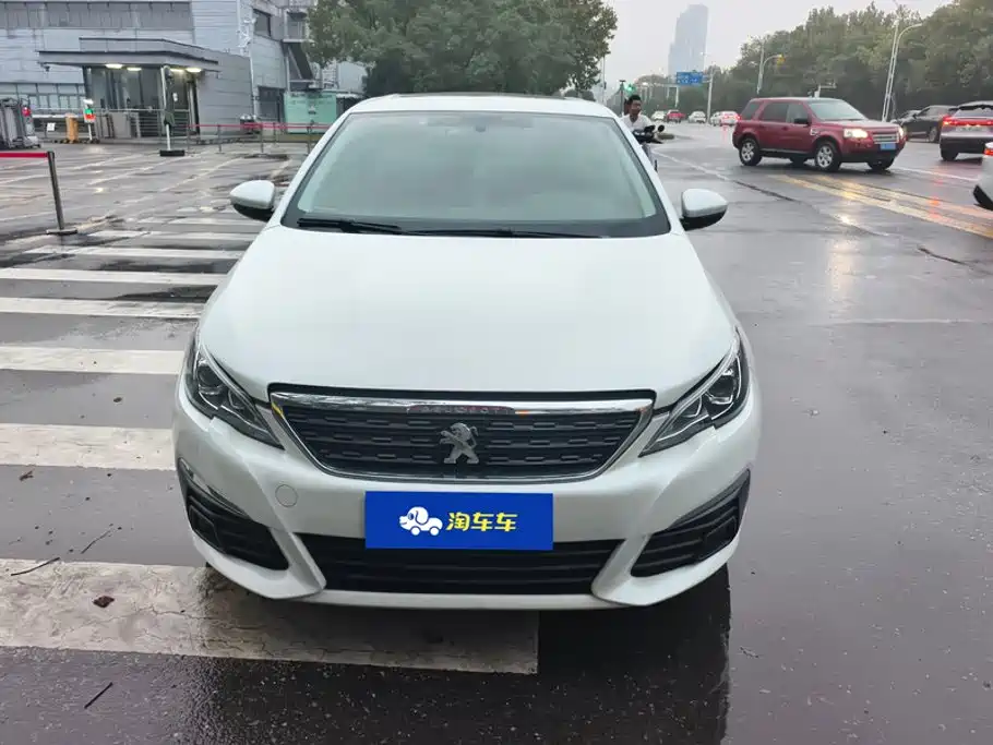 Peugeot 308 — миниатюра 2