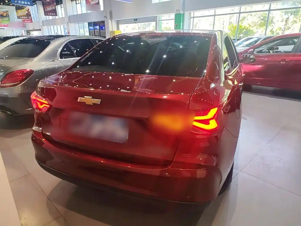 Chevrolet Monza — миниатюра 6