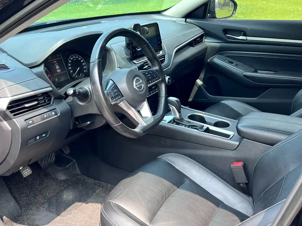 Nissan Teana — миниатюра 3