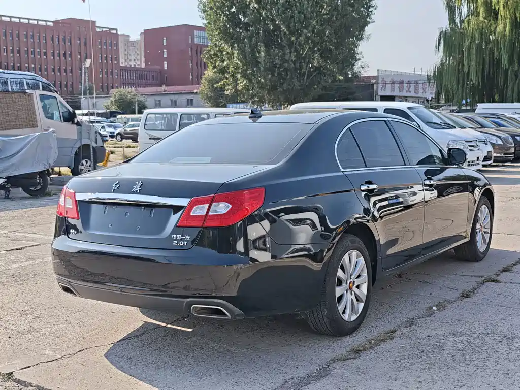 Hongqi Hongqi H7 — миниатюра 5