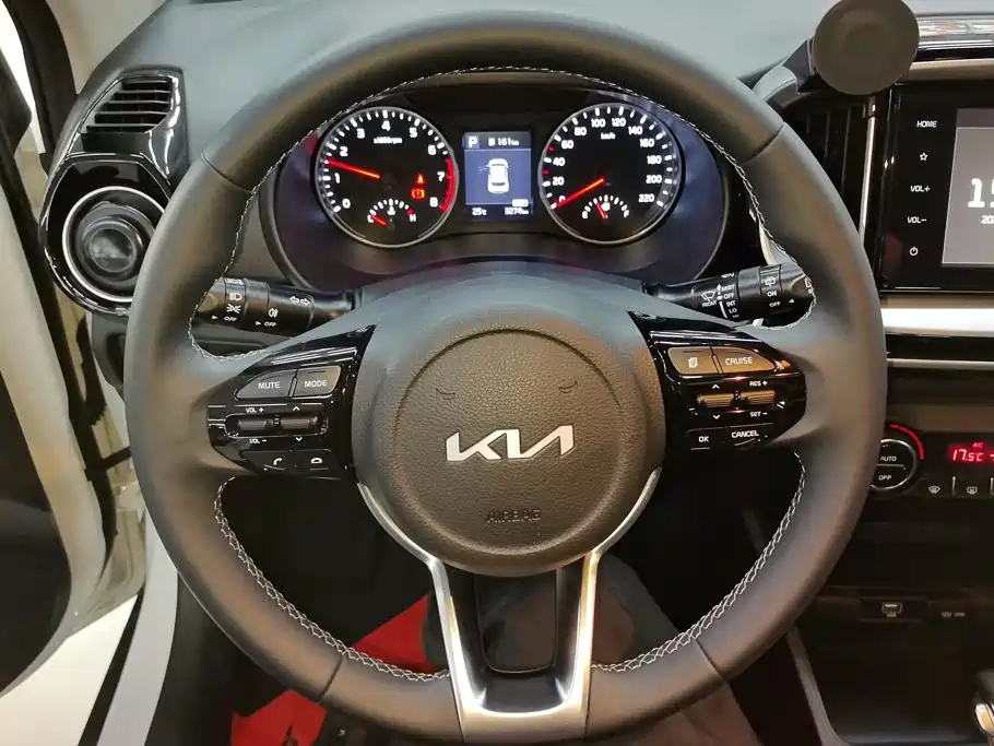 Kia KX1 — миниатюра 15