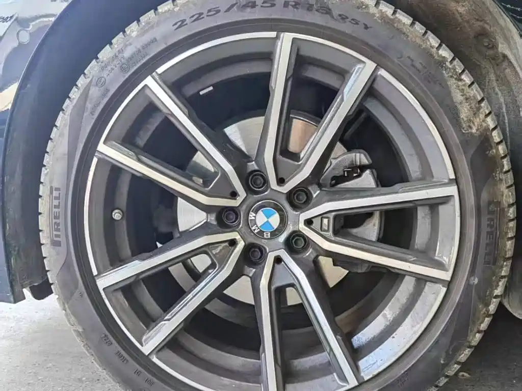 BMW 3 Series — миниатюра 6