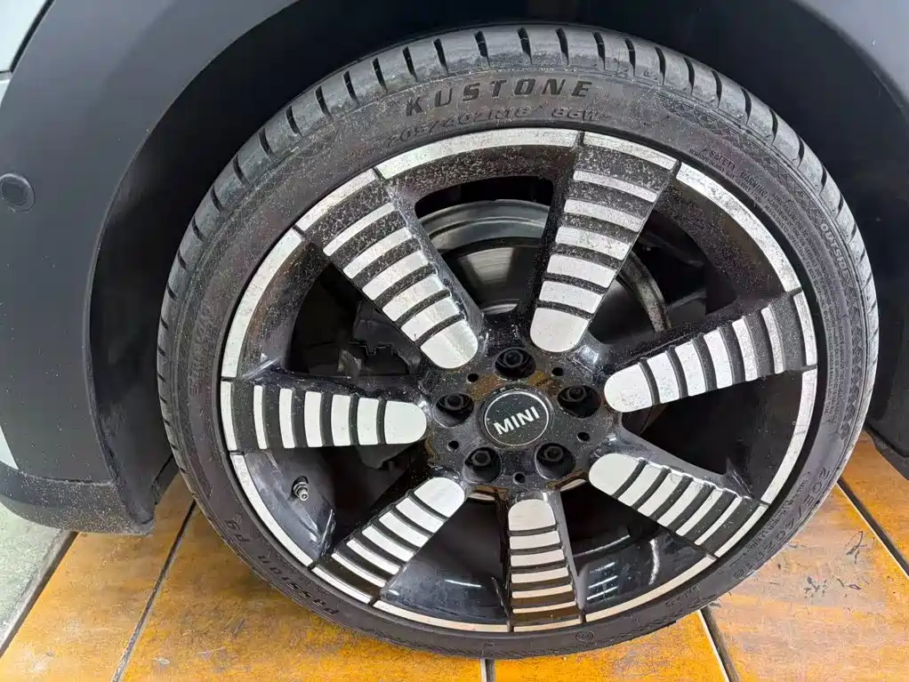 MINI Mini — миниатюра 8