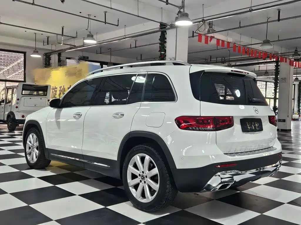 Mercedes-Benz GLB — миниатюра 5