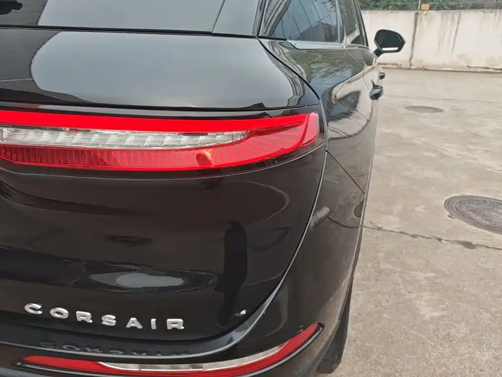 Lincoln Corsair — миниатюра 8