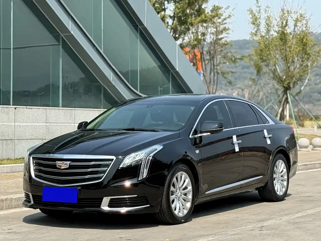 Cadillac XTS — миниатюра 2