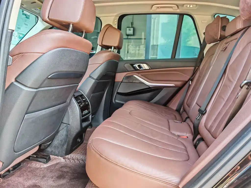 BMW X5 (Import) — миниатюра 16