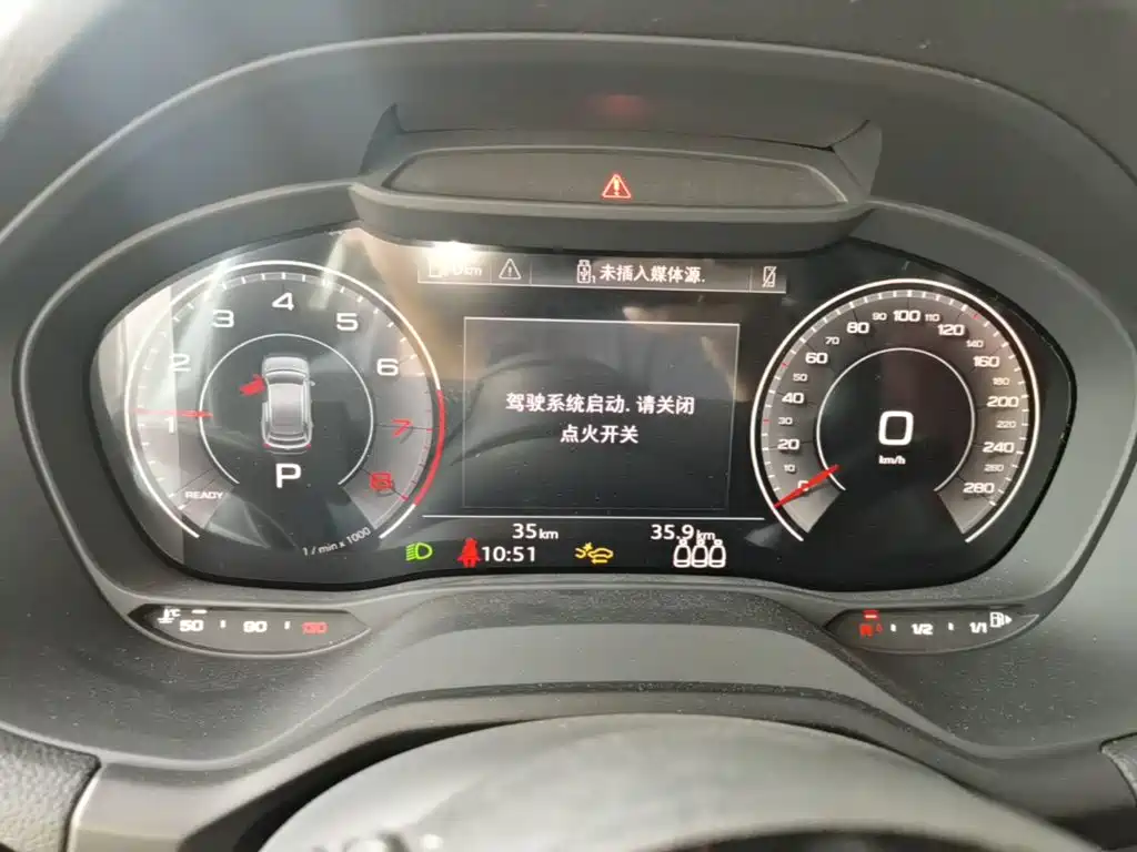 Audi Q2L — миниатюра 12