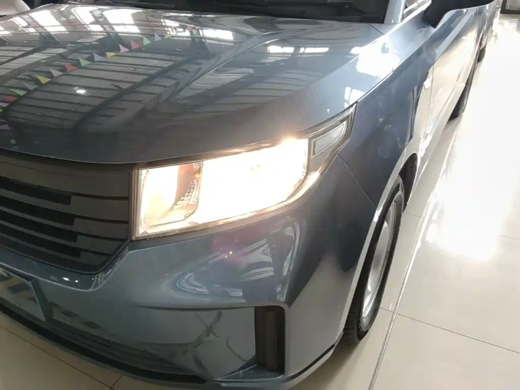 Wuling Hongguang PLUS — миниатюра 24
