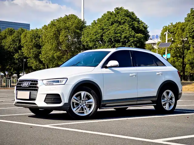 AUDI Q3 2018