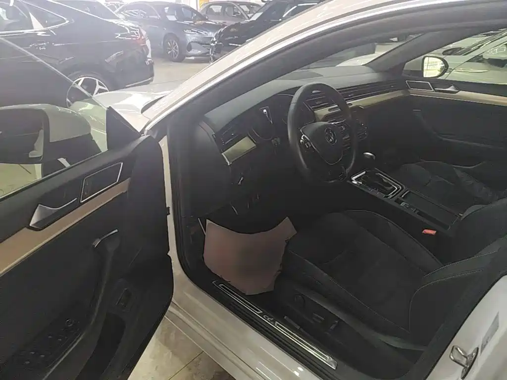 Volkswagen CC — миниатюра 16