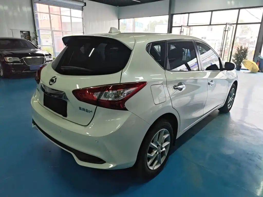 Nissan Tiida 2021 1.6L CVT