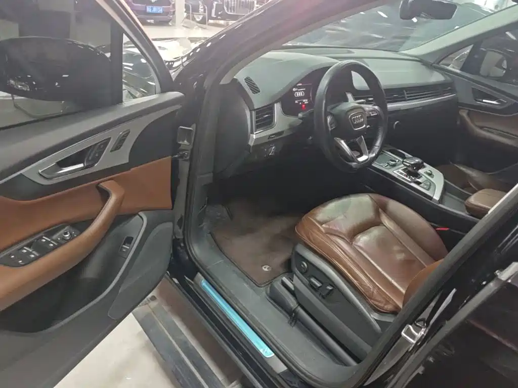 Audi Q7 — миниатюра 16