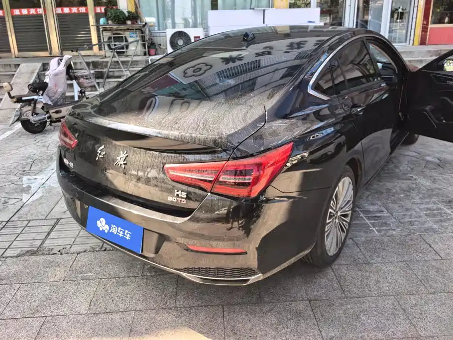 Hongqi Hongqi H5 — миниатюра 3