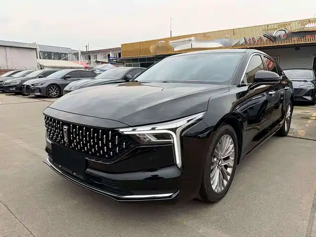 2022 Bestune B70