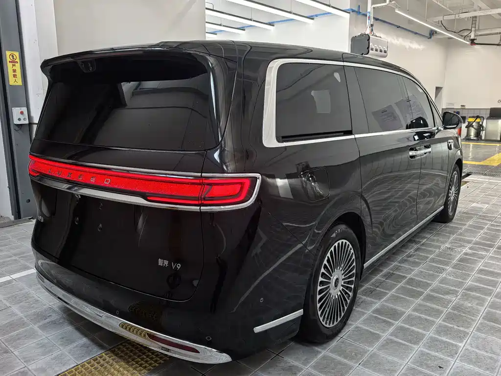 Zhijie 智界V9 — миниатюра 5