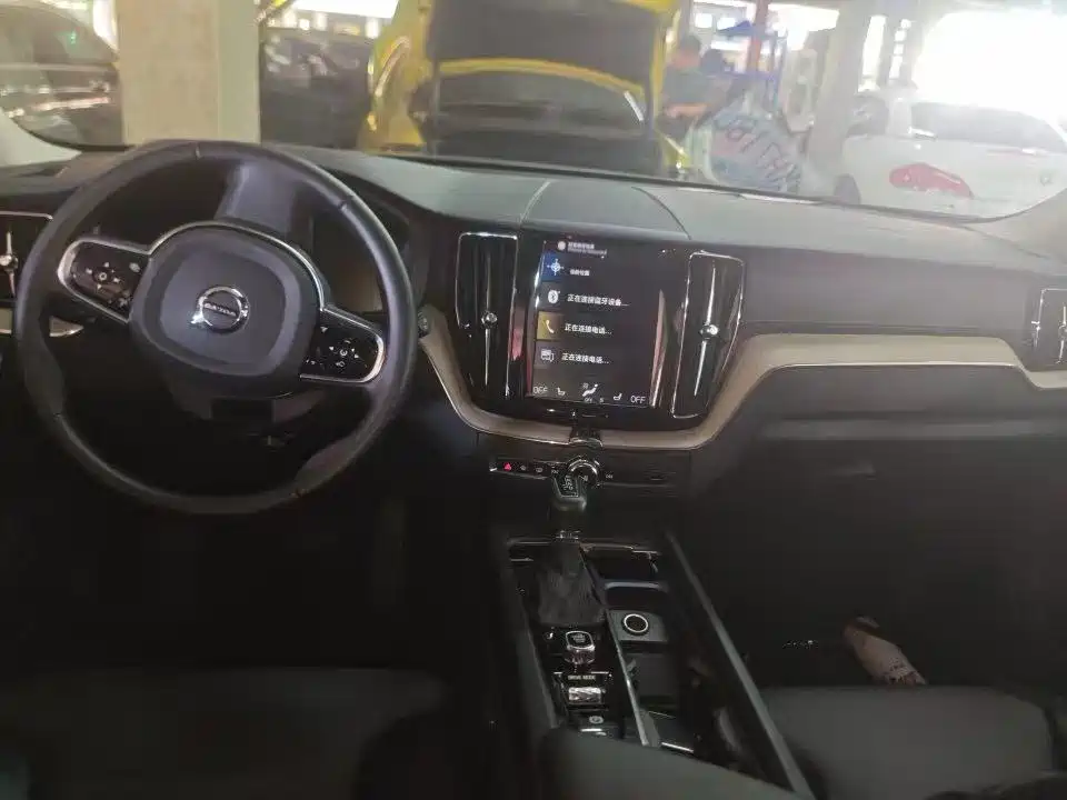 Volvo XC60 — миниатюра 10
