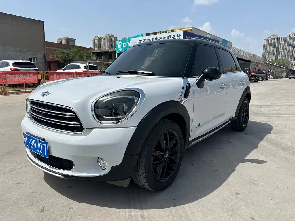 Mini Mini Countryman 2016