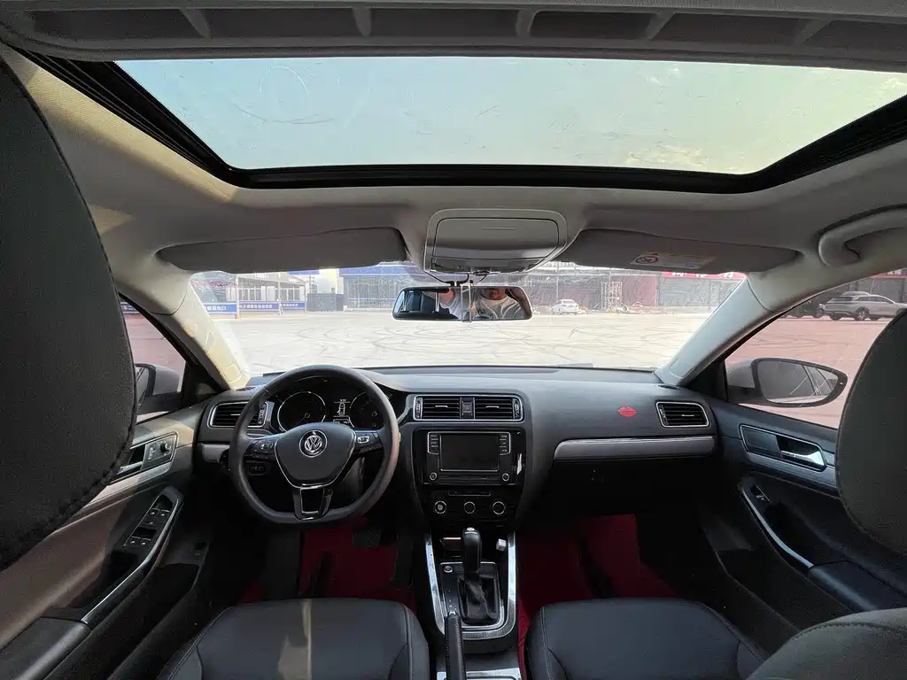 Volkswagen Sagitar — миниатюра 12