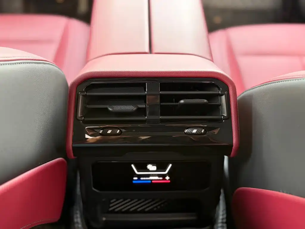 BMW i5 — миниатюра 15