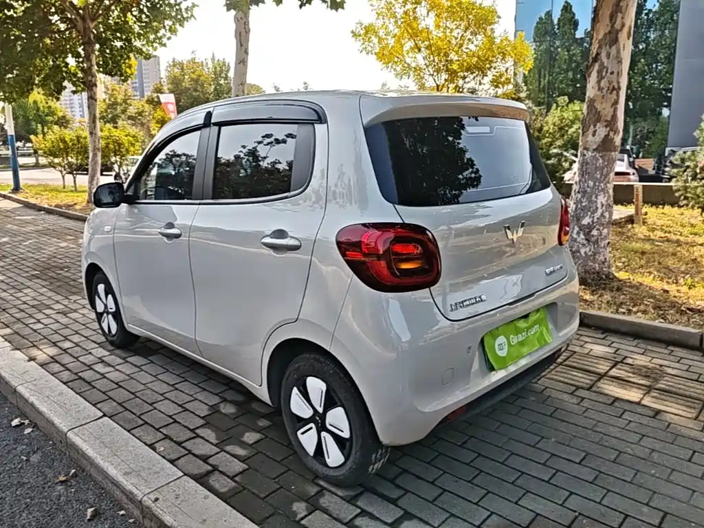 Wuling MINIEV — миниатюра 5