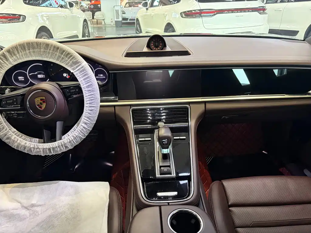Porsche Panamera — миниатюра 3