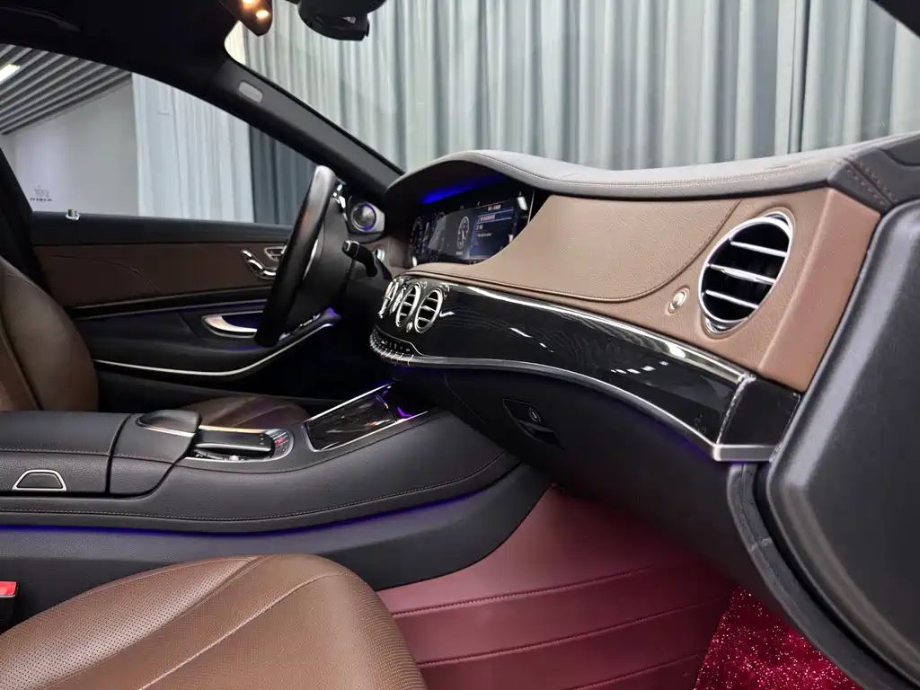 Mercedes-Benz S-Class — миниатюра 24